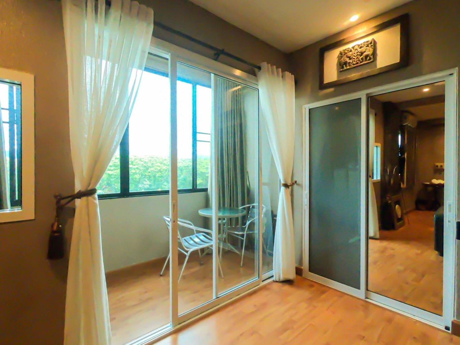 Inspire House Hotel Chiang Mai Exterior foto