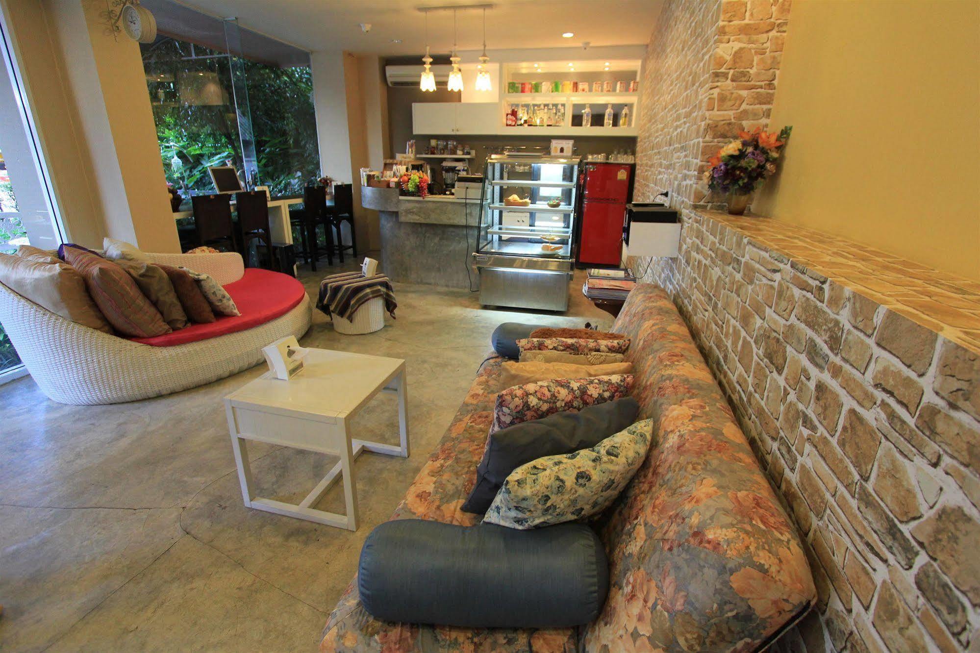 Inspire House Hotel Chiang Mai Exterior foto